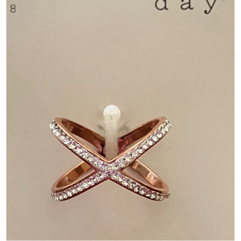 A New Day Rose Gold Plated Band Ring Women's Size 8 - Picture 2 of 3